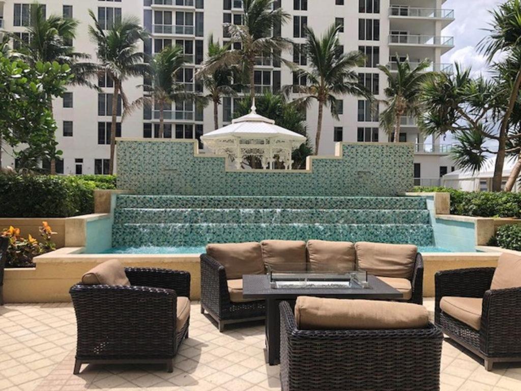 Singer Island Beach Resort And Spa, Located At The Palm Beach Resort Riviera Beach Exterior foto
